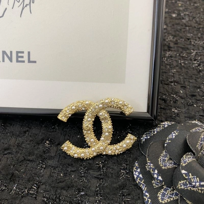 Chanel Brooches UrbanStyle 229184