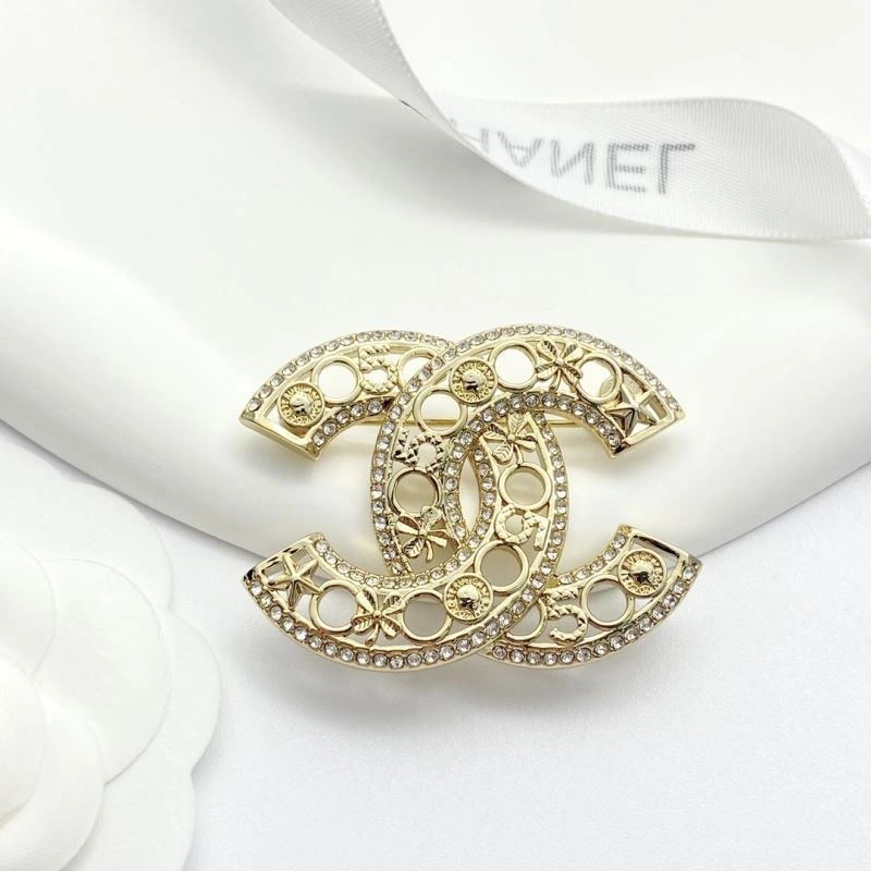 Chanel Brooches Fashionable 229199