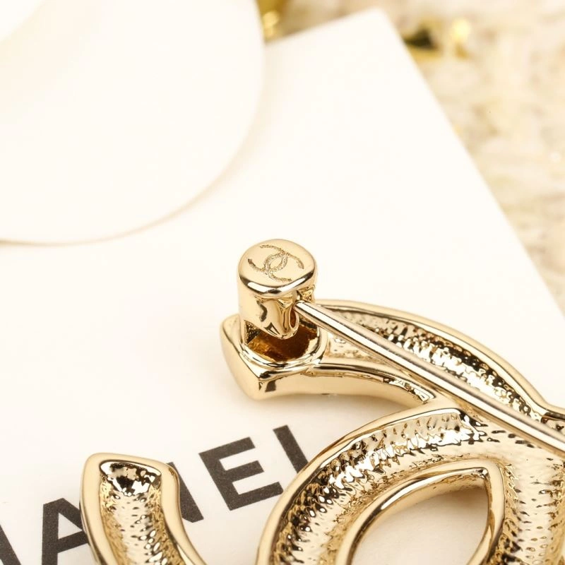 Chanel Brooches TechFriendly 229159