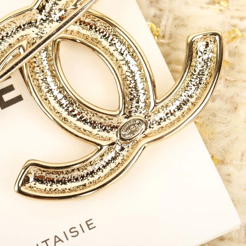 Chanel Brooches TechFriendly 229159