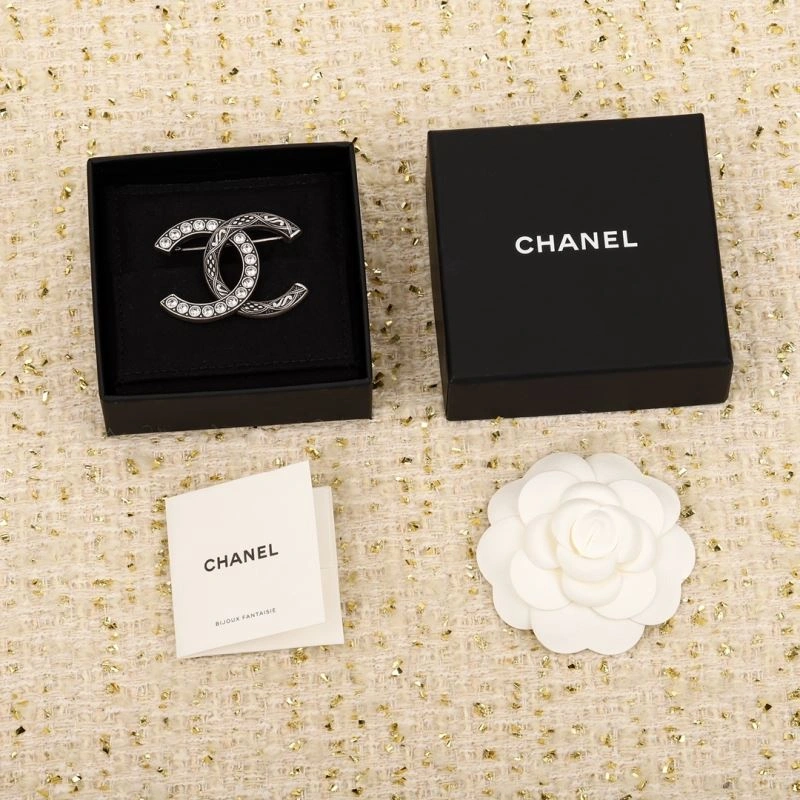 Functional Chanel Brooches 229195