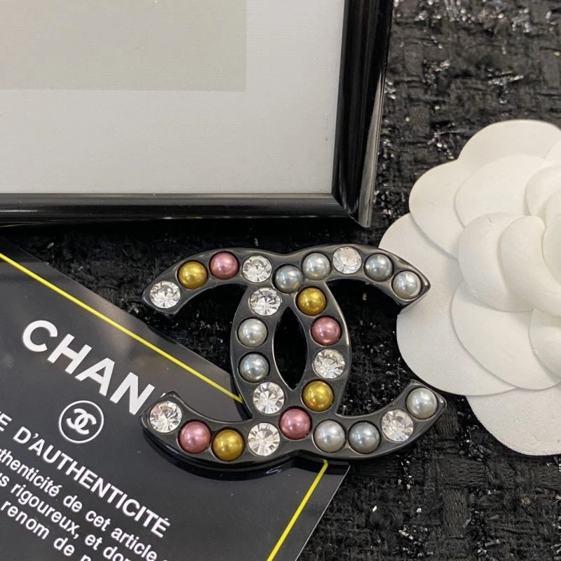 Classic Chanel Brooches 229151