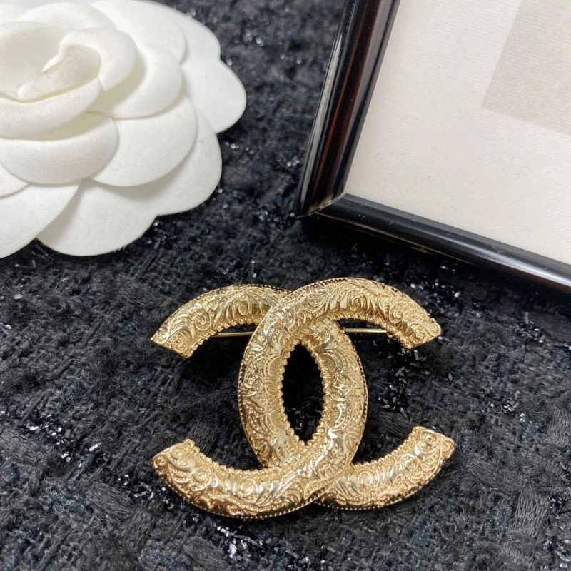 Chanel Brooches Upgraded 229173