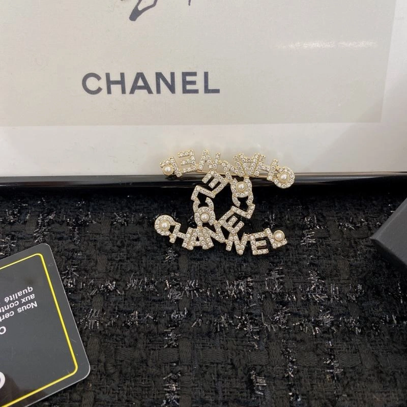 Chanel Brooches Bold 229168