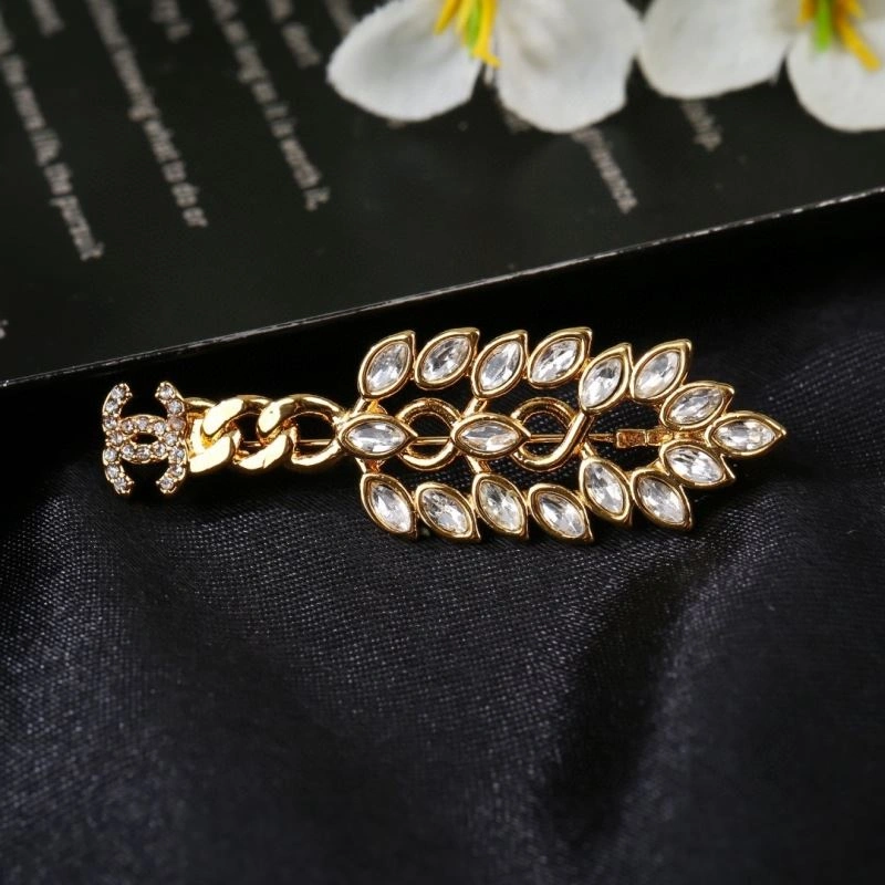Chanel Brooches Functional 228334