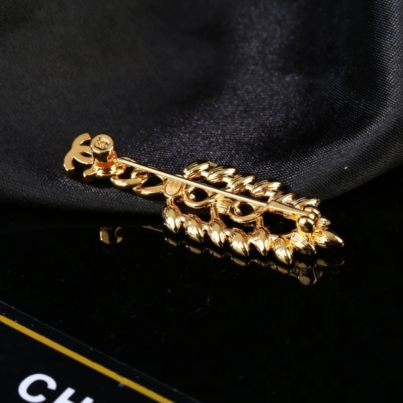 Chanel Brooches Functional 228334