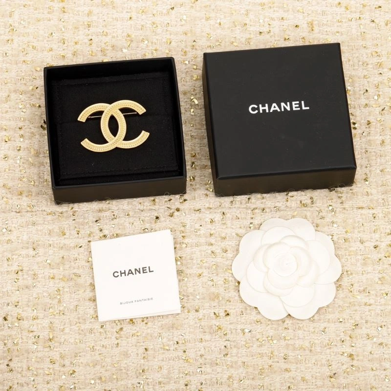 Chanel Brooches Refined 228326