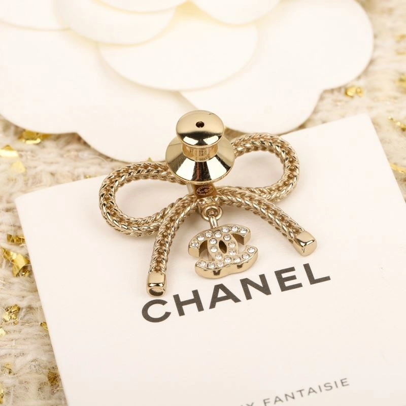 WrinkleFree Chanel Brooches 228311