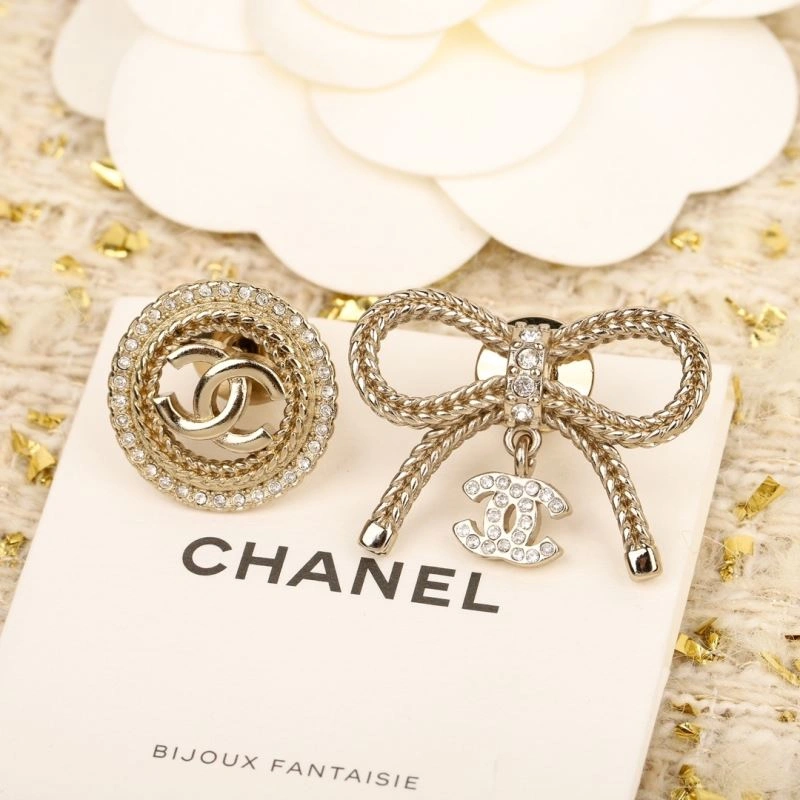 WrinkleFree Chanel Brooches 228311