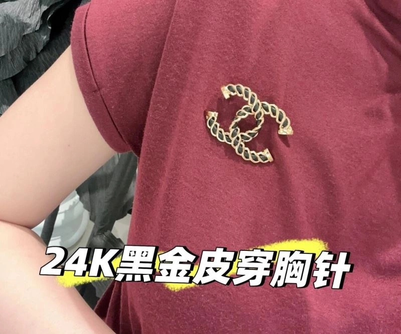 Chanel Brooches SoftTouch 228317