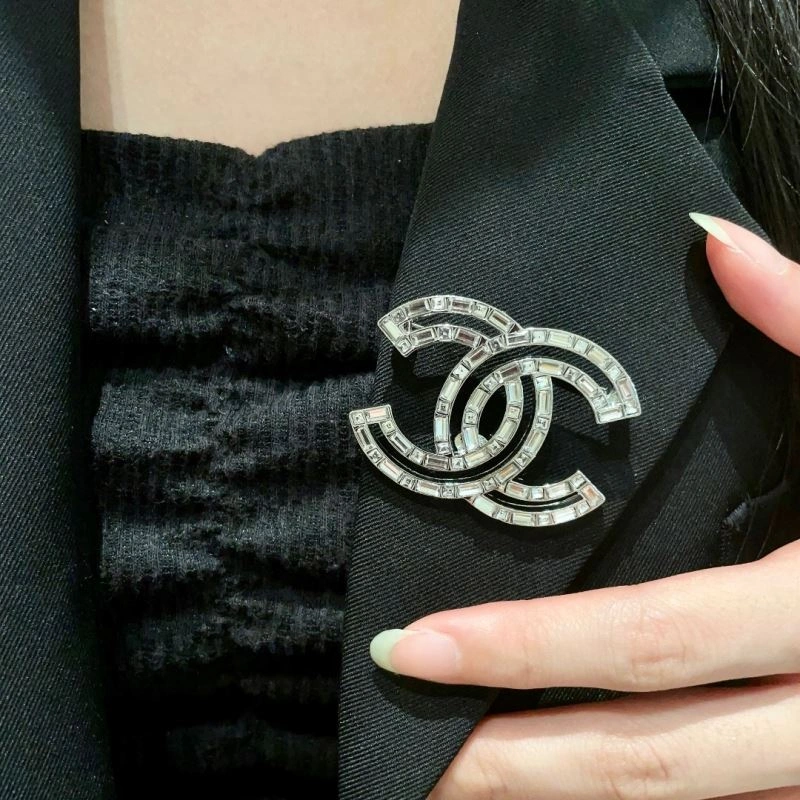 TopPick Chanel Brooches 228306