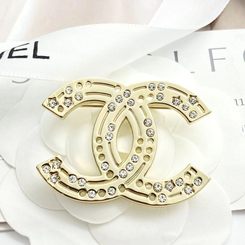 Chanel Brooches EasyMatch 228300