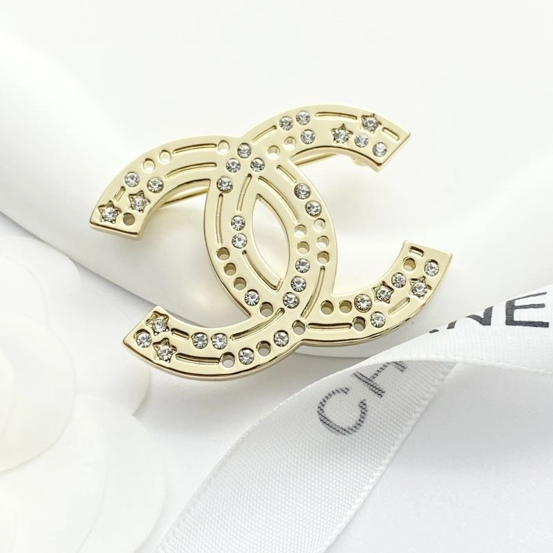 Chanel Brooches EasyMatch 228300
