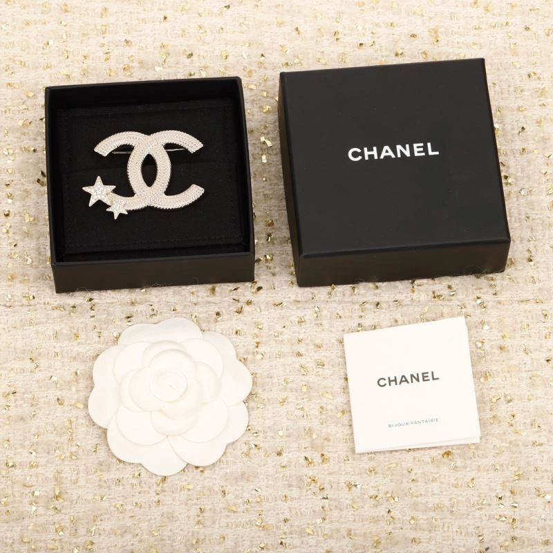 Chanel Brooches MoistureWicking 228330