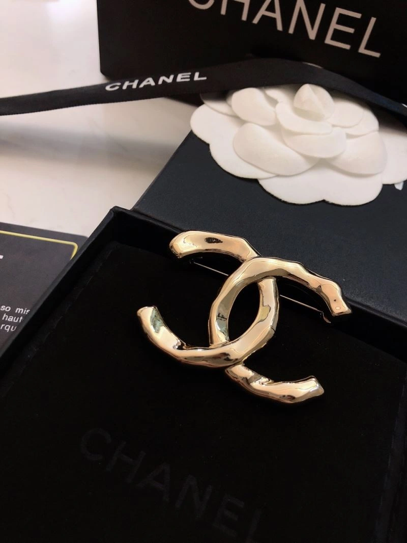 Chanel Brooches TechFriendly 228299