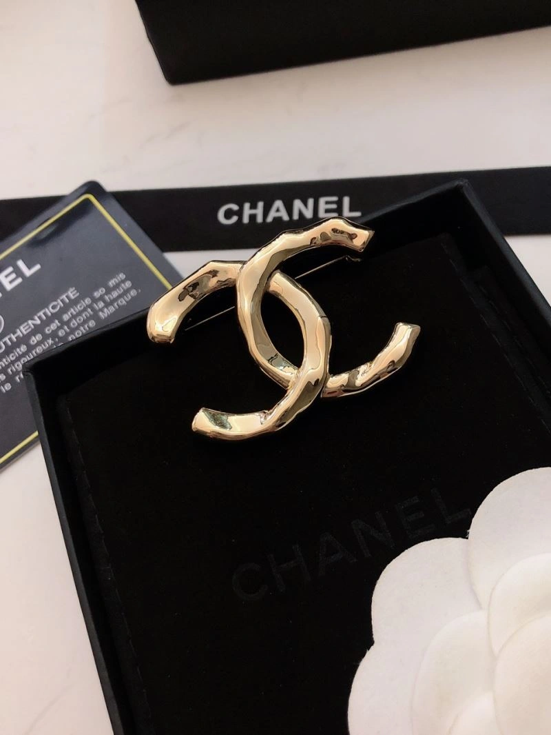 Chanel Brooches TechFriendly 228299