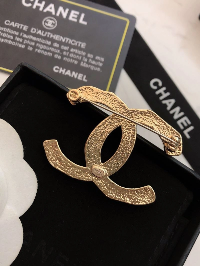 Chanel Brooches TechFriendly 228299