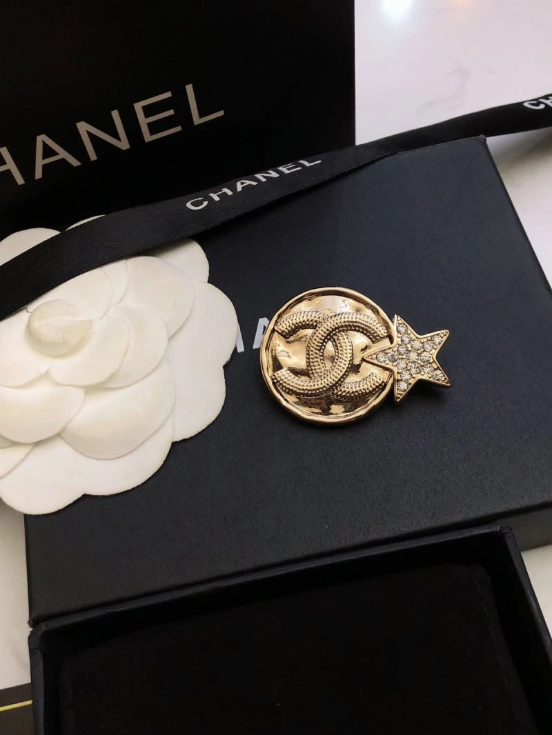 Chic Chanel Brooches 228295