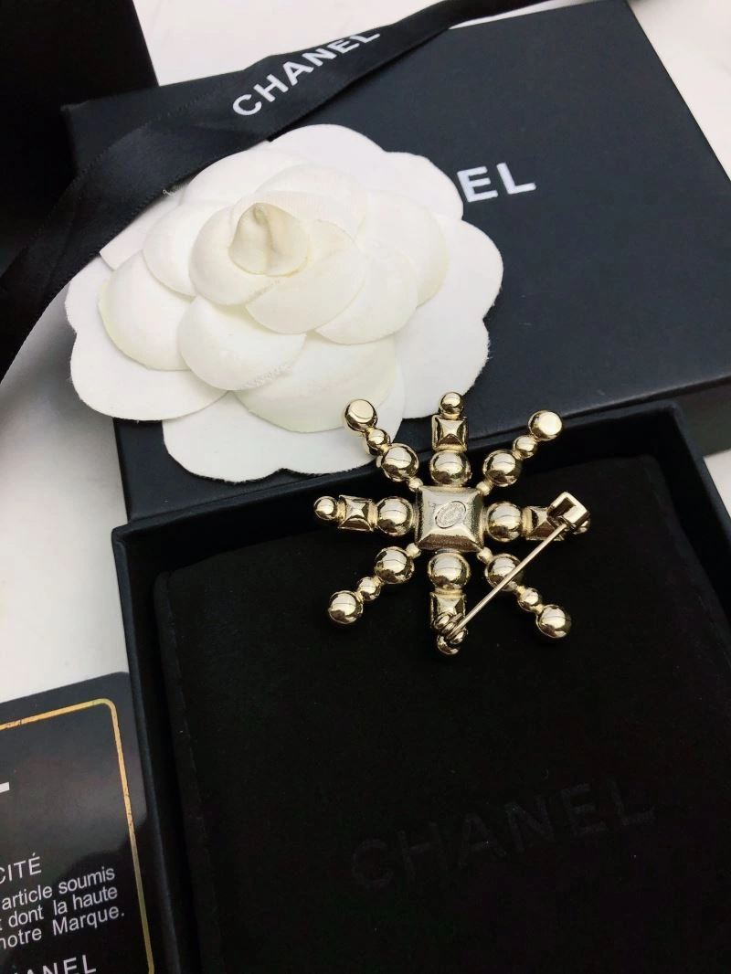 Chanel Brooches Breathable 228287