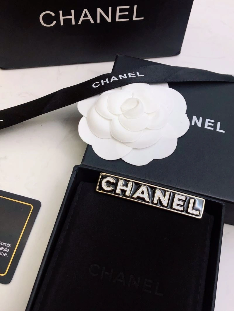 Chanel Brooches QuickDry 228284