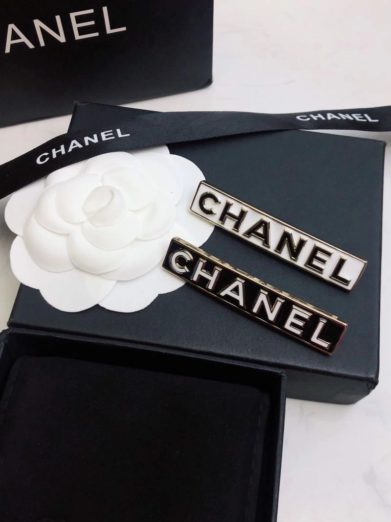 Chanel Brooches QuickDry 228284