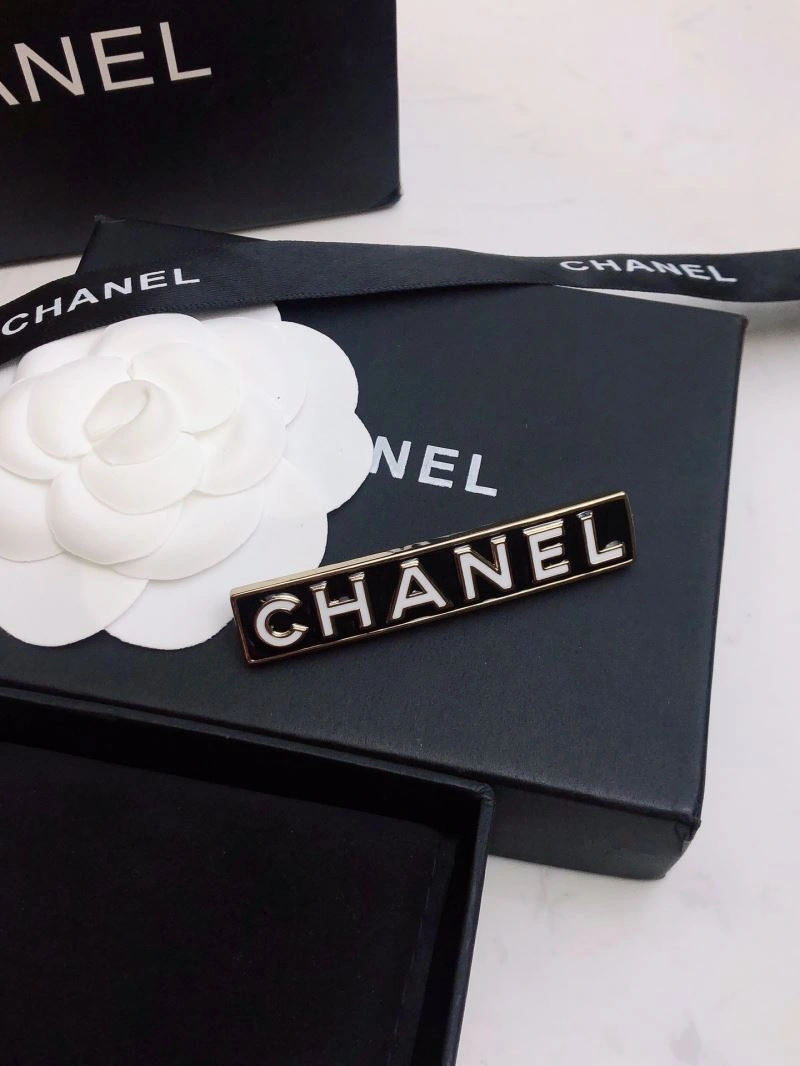 Chanel Brooches QuickDry 228284