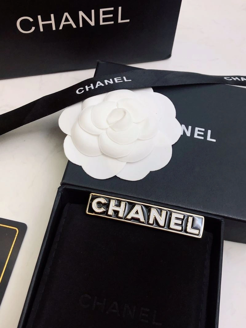 Chanel Brooches QuickDry 228284