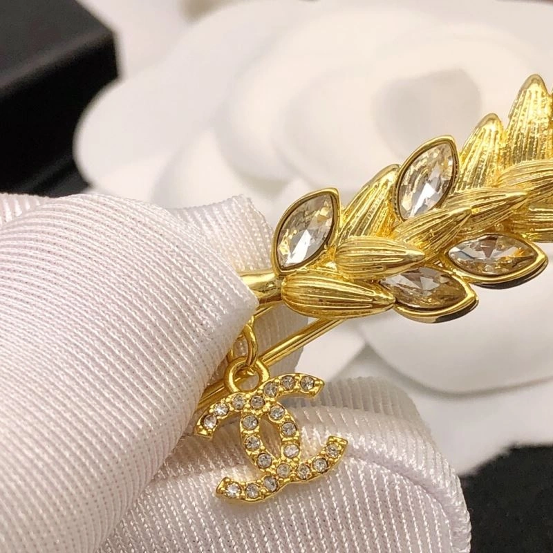 HighPerformance Chanel Brooches 228277