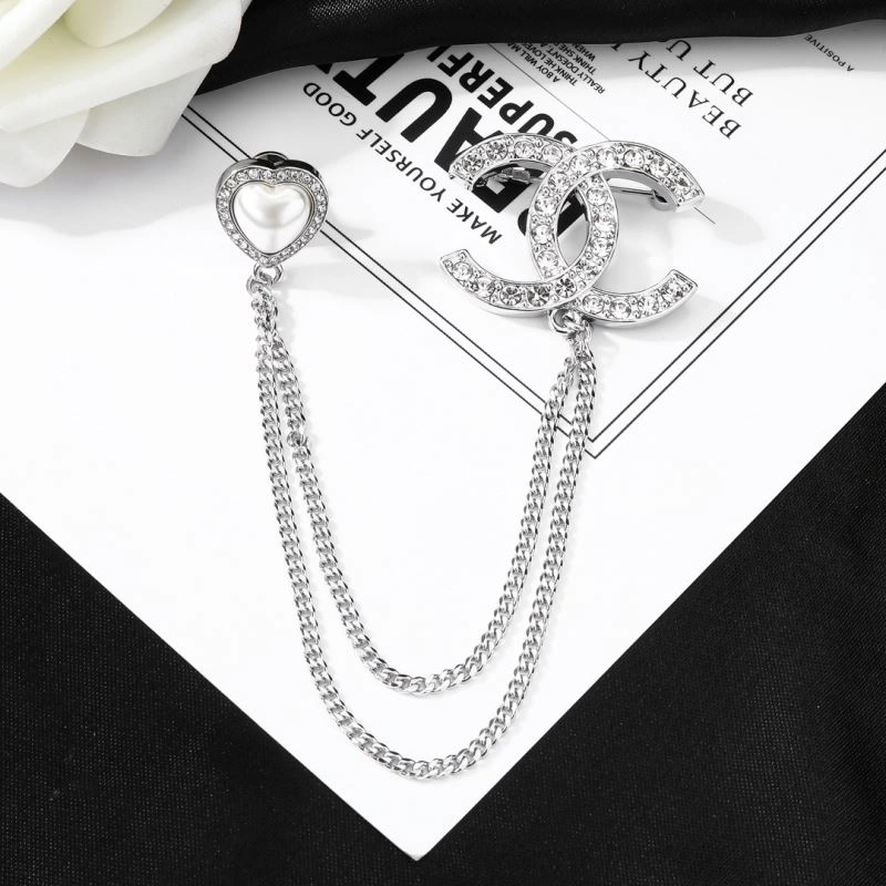 Chanel Brooches Colorful 228285