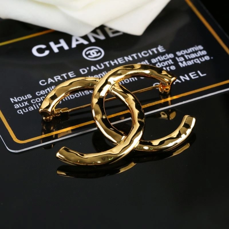 WeatherProof Chanel Brooches 228273