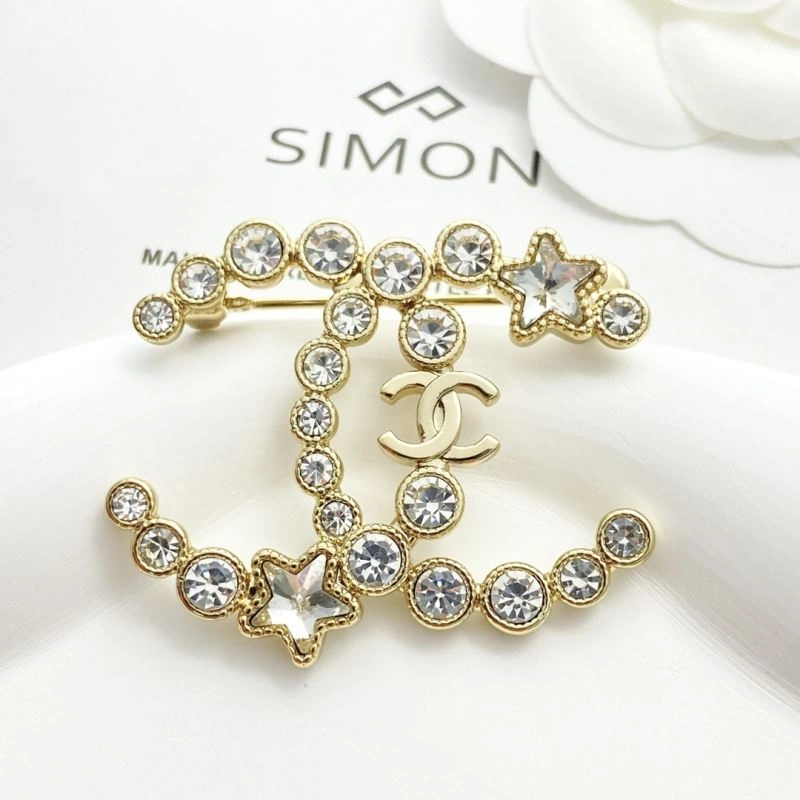 Affordable Chanel Brooches 228280
