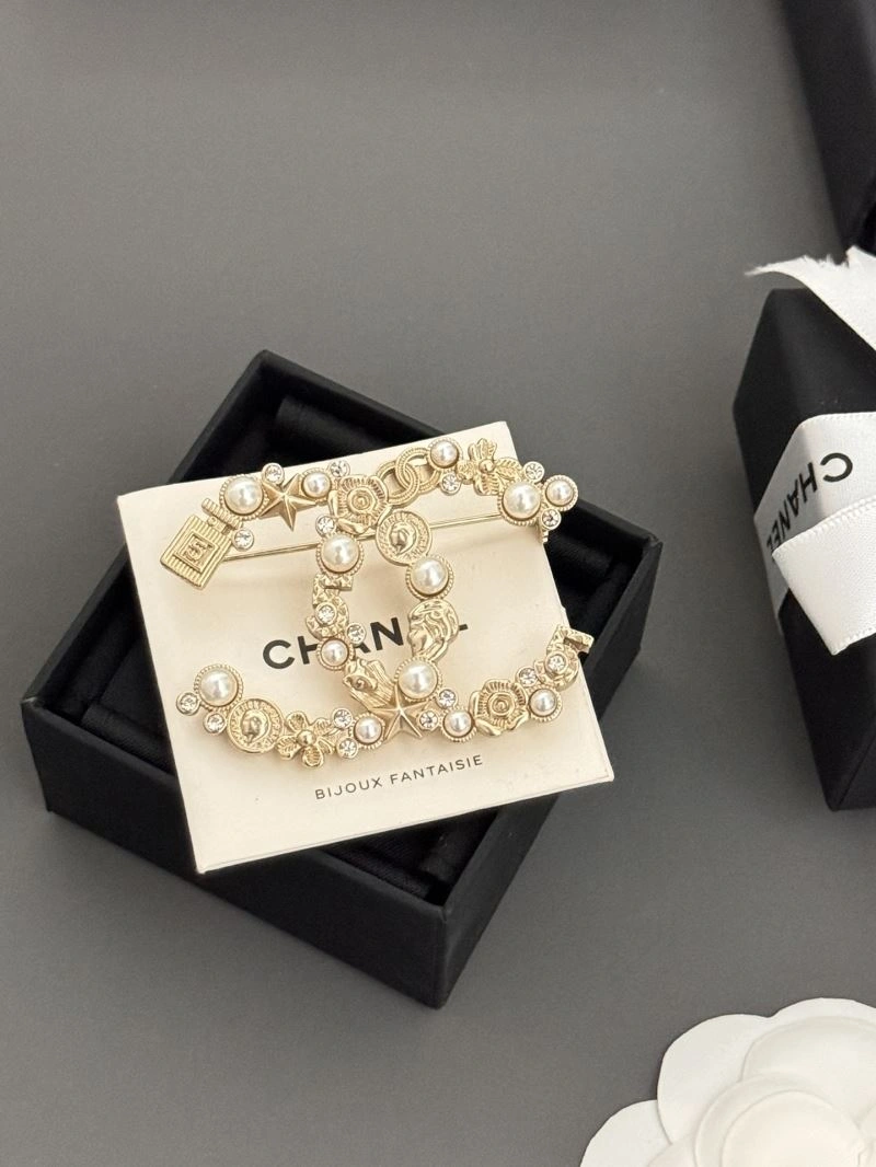 FastDry Chanel Brooches 228293
