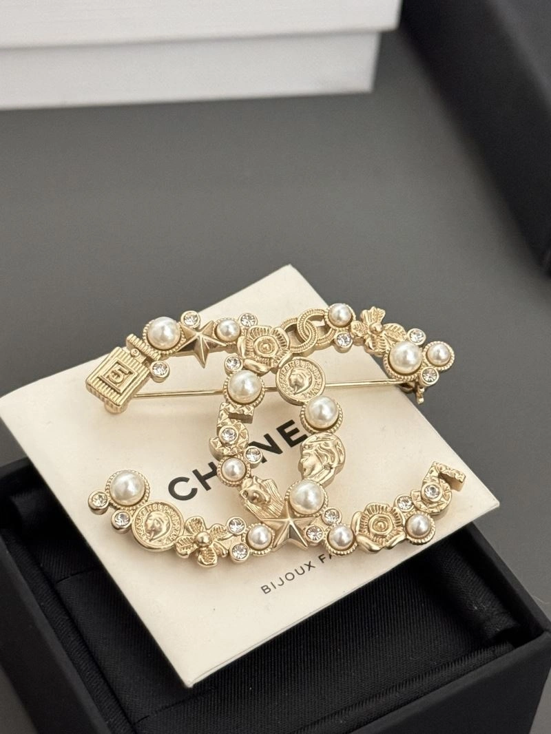 FastDry Chanel Brooches 228293