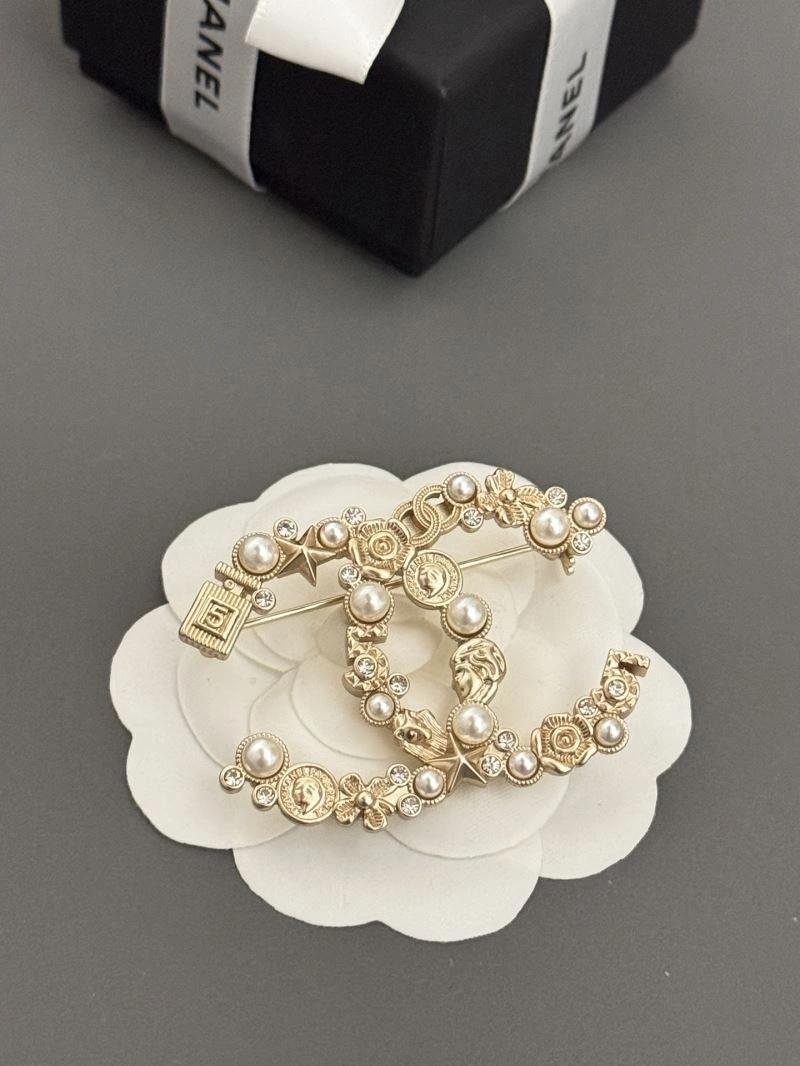 FastDry Chanel Brooches 228293