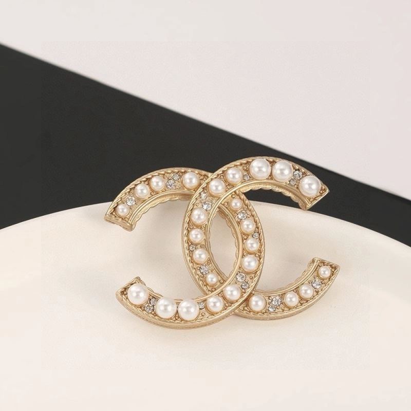 Chanel Brooches FashionForward 228265
