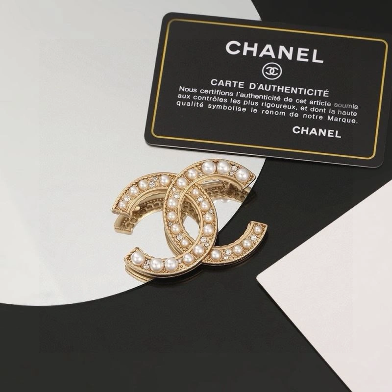Chanel Brooches FashionForward 228265