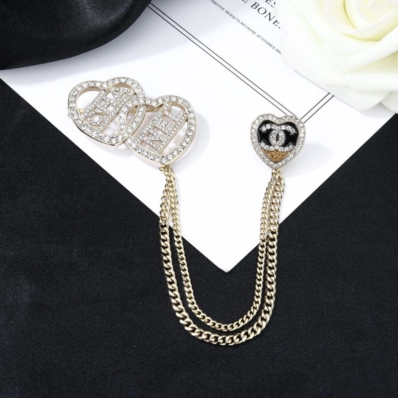 Chanel Brooches Modern 228282