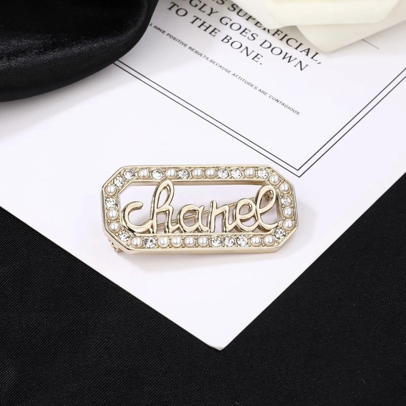 UrbanStyle Chanel Brooches 228237