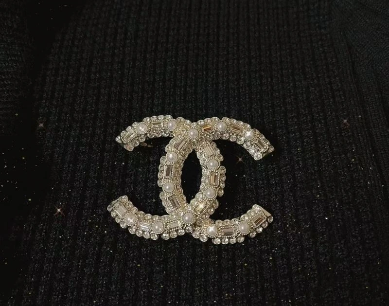 Chanel Brooches UrbanStyle 228209