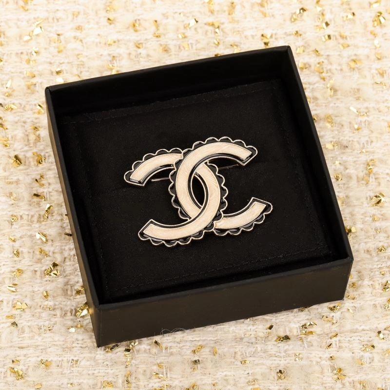 Chanel Brooches TimelessDesign 228260