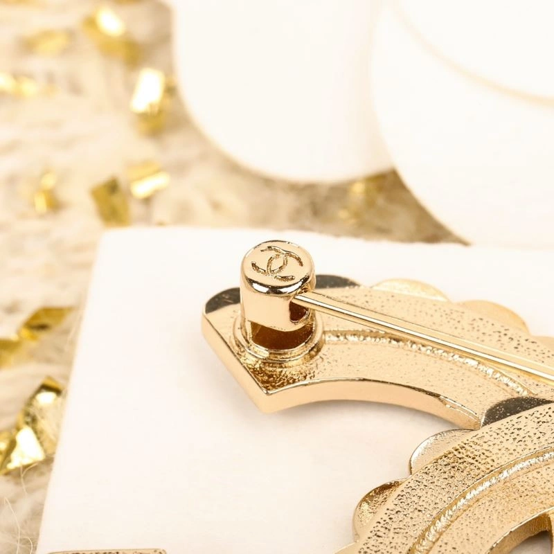 Chanel Brooches TimelessDesign 228260