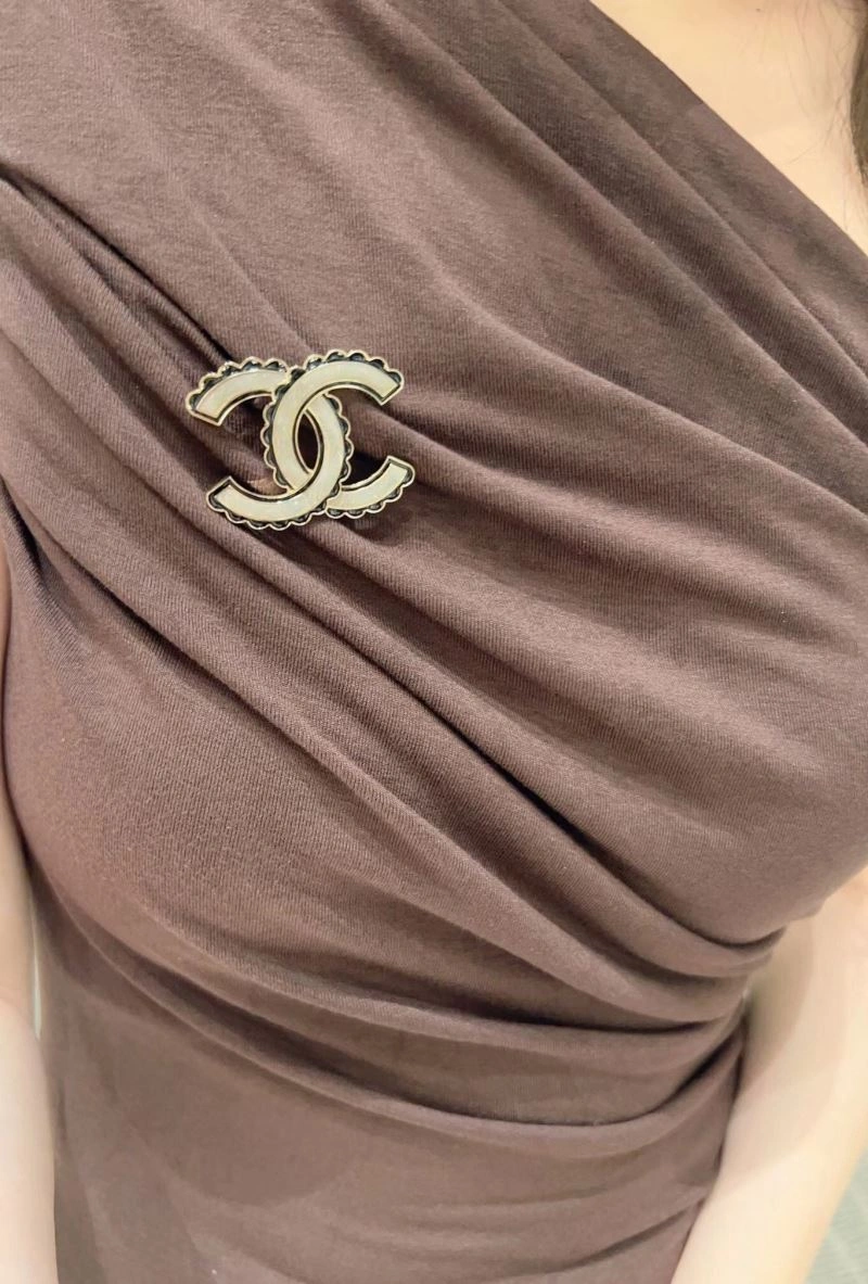 Chanel Brooches TimelessDesign 228260