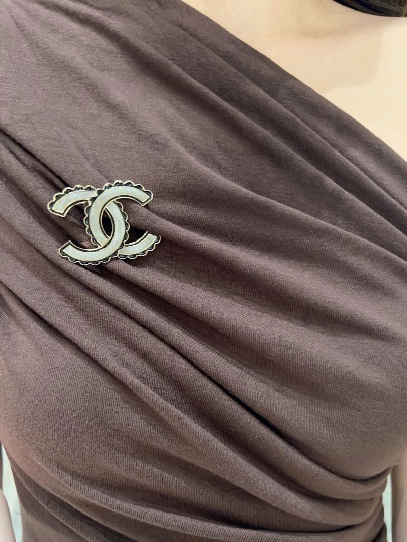 Chanel Brooches TimelessDesign 228260