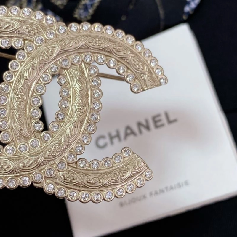 Chanel Brooches Trendy 228210