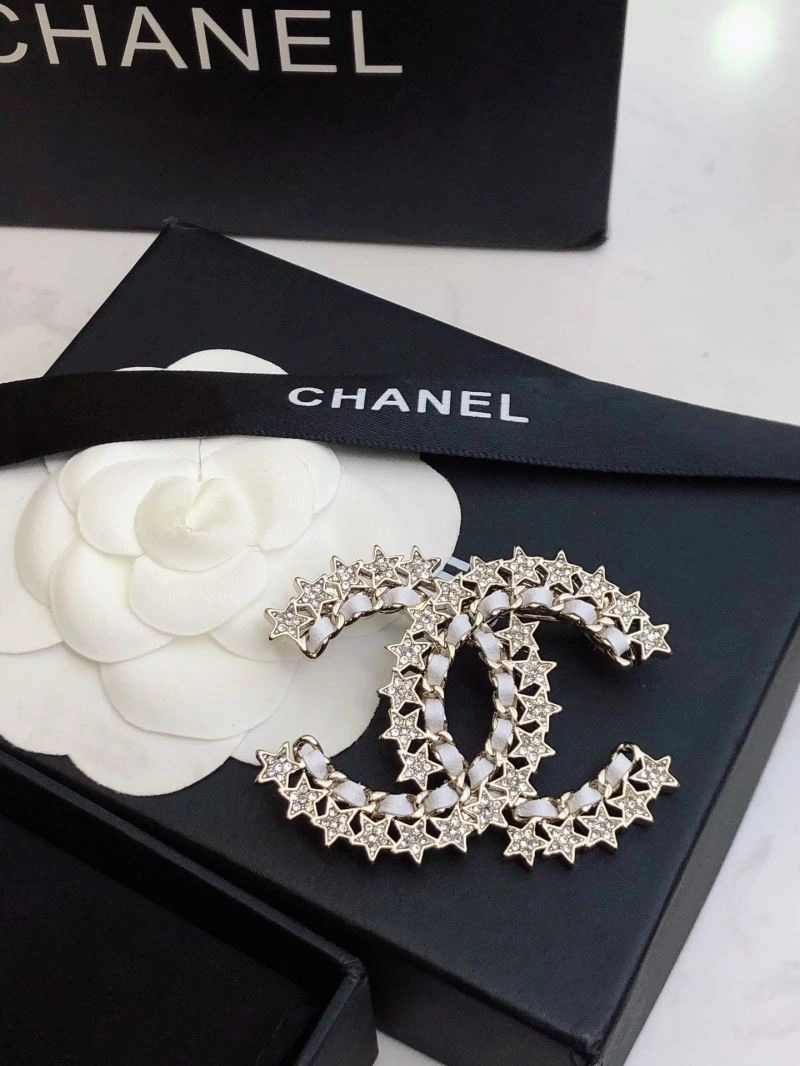 ZeroBulk Chanel Brooches 228207