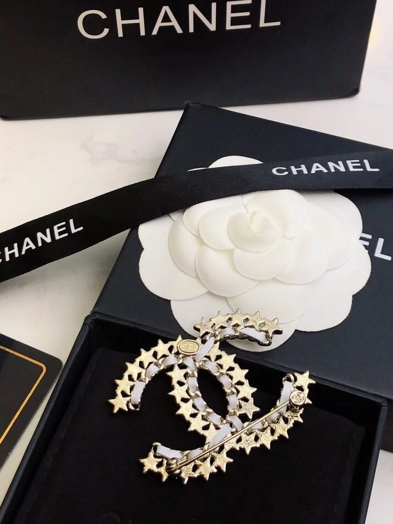 ZeroBulk Chanel Brooches 228207