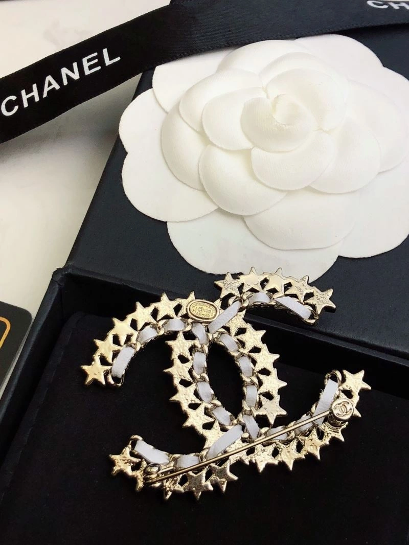 ZeroBulk Chanel Brooches 228207
