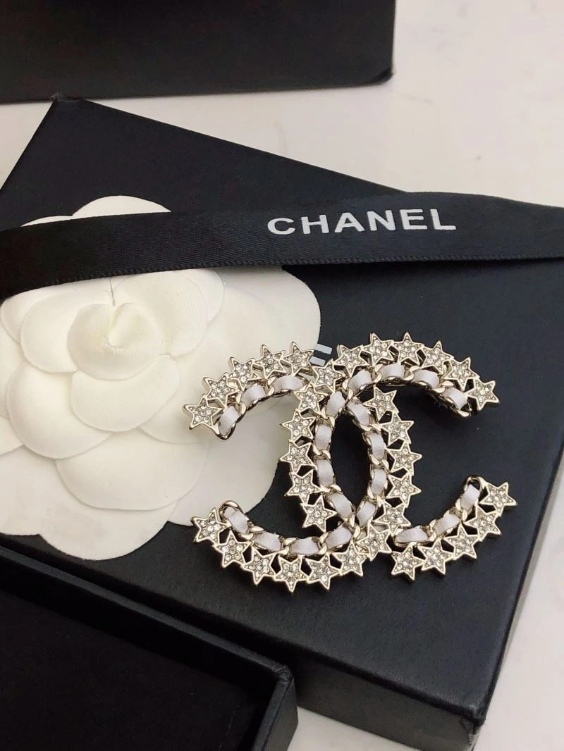 ZeroBulk Chanel Brooches 228207