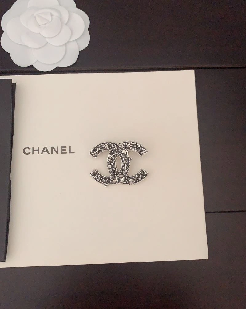 Chanel Brooches Sustainable 228232