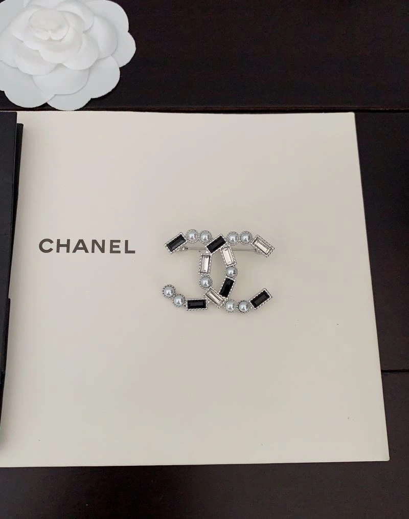 SmartChoice Chanel Brooches 228230